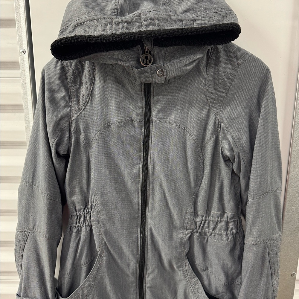 Lululemon Jacket Womens‎ 4 Gray Apres Run Anorak Full Zip Hood Outdoor Running